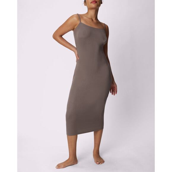 PARADE Perfect Rib Midi Dress Womens M Truffle Brown Spaghetti Strap Scoop Neck